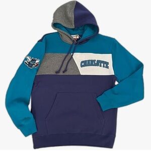 Mitchell & Ness color block Charlotte Hornets fleece hoodie size XL